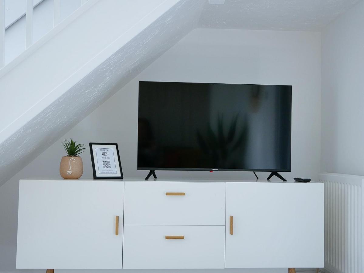 East London House Near Tube With Parking Villa Luaran gambar