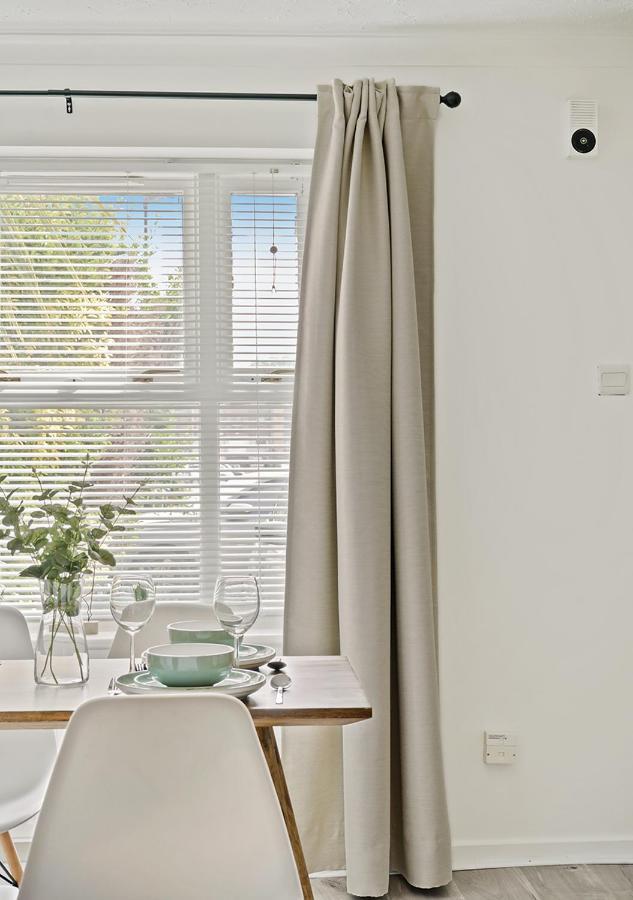 East London House Near Tube With Parking Villa Luaran gambar