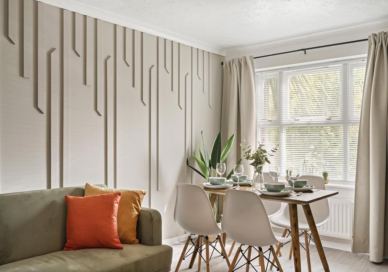 East London House Near Tube With Parking Villa Luaran gambar