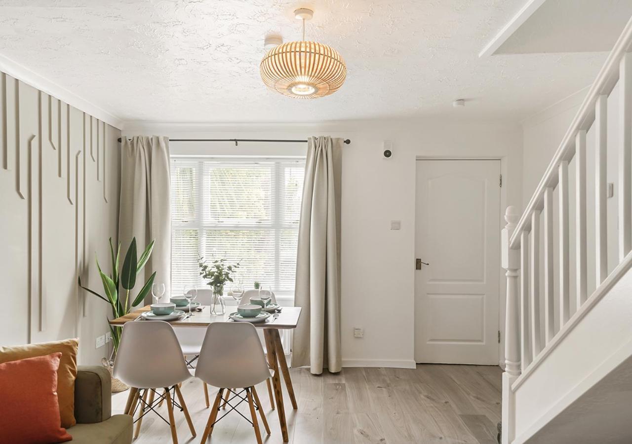 East London House Near Tube With Parking Villa Luaran gambar