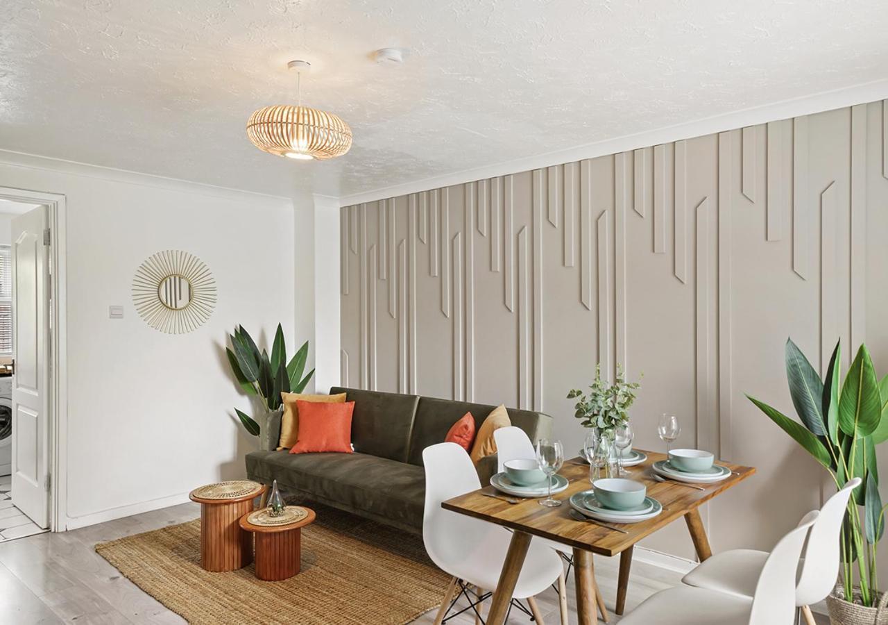 East London House Near Tube With Parking Villa Luaran gambar